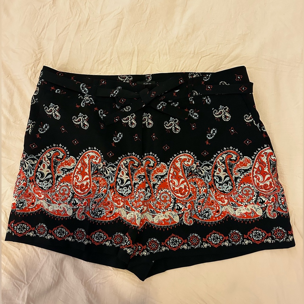 Loft Shorts